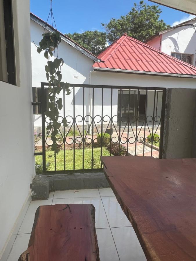 Mukala Lodge Lusaka Bagian luar foto