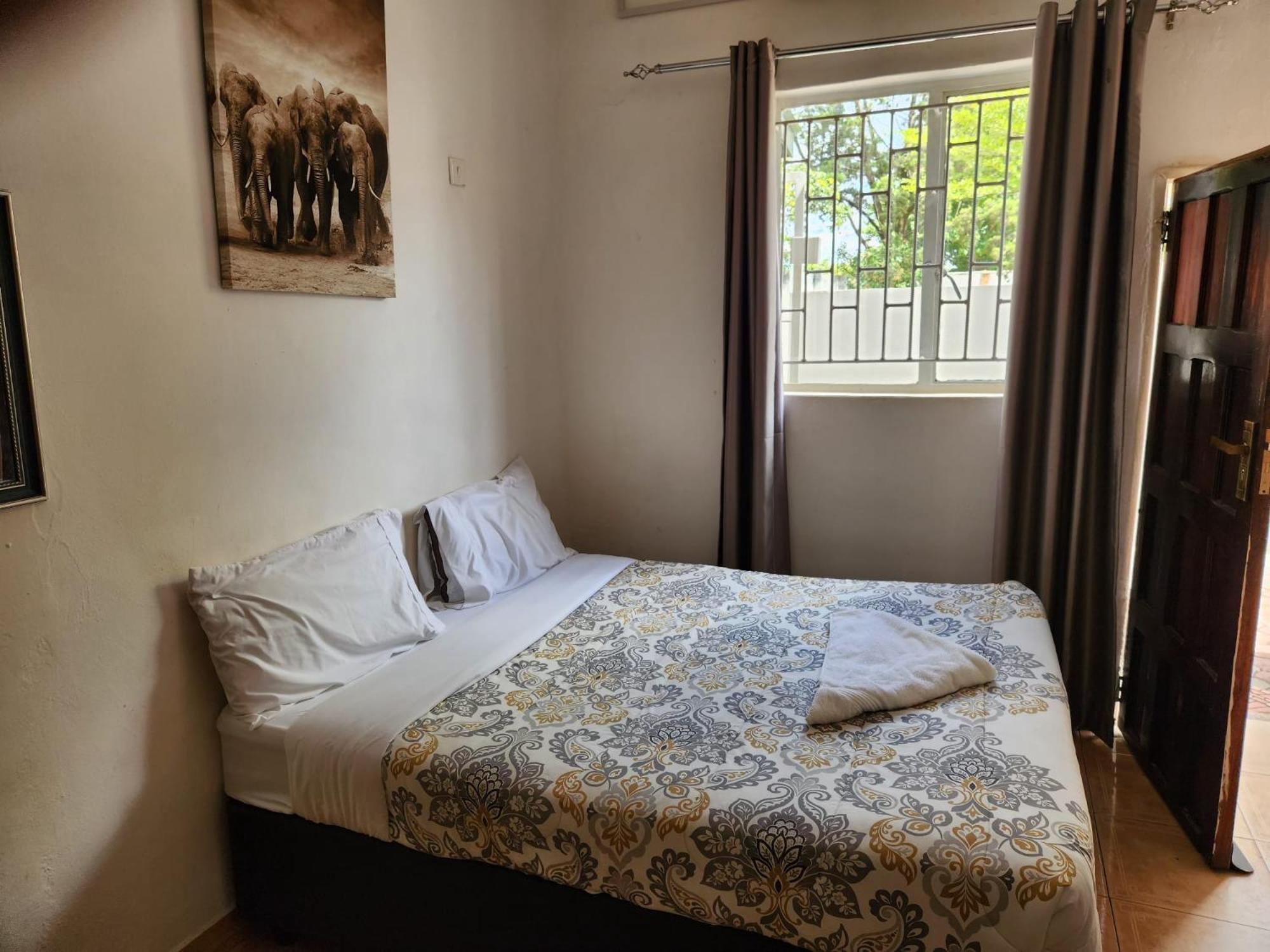 Mukala Lodge Lusaka Bagian luar foto